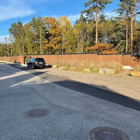 Lys Rent Og Trivelig Hybelleilighet Kristiansand Exterior foto